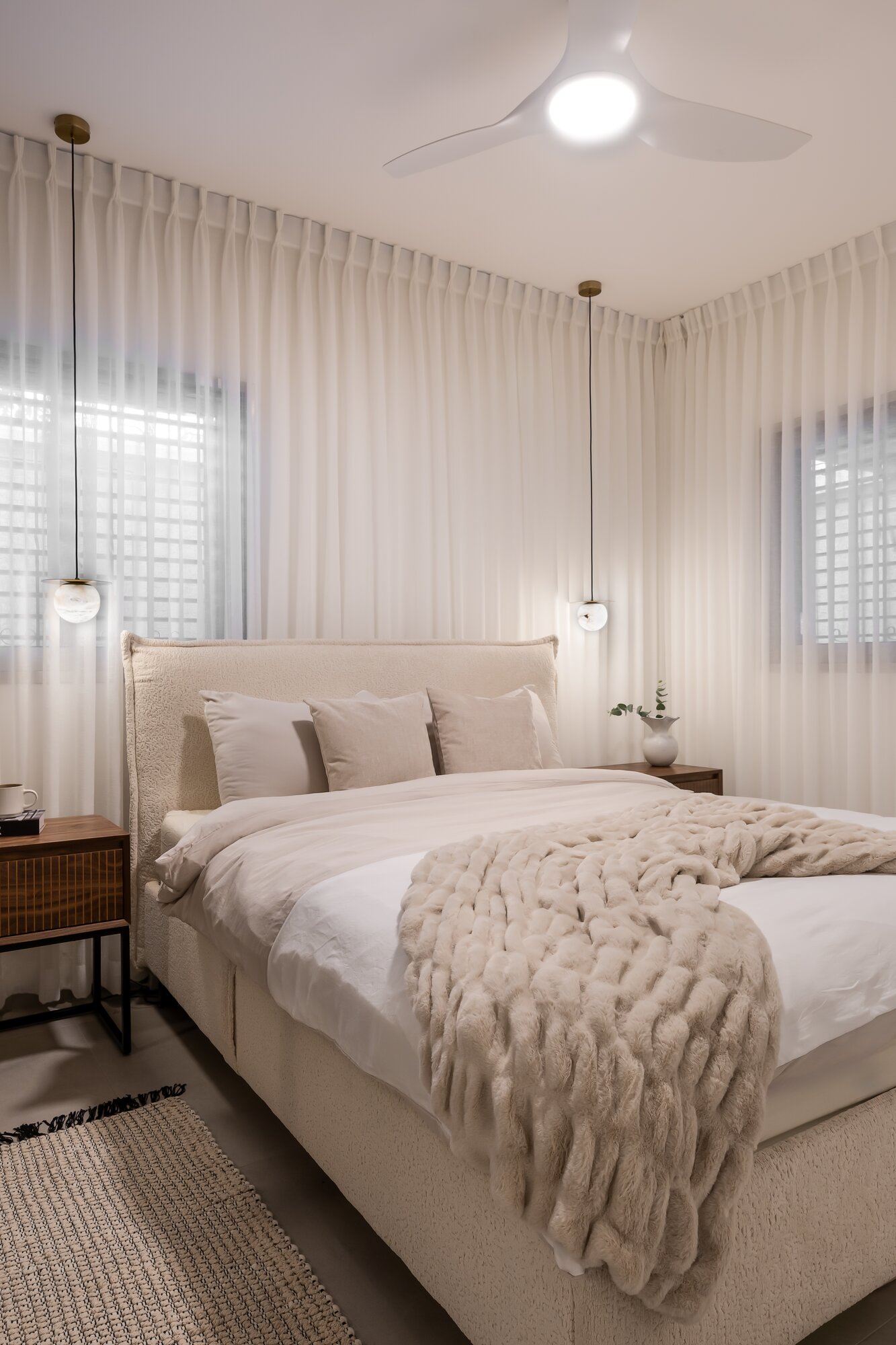 Dormitorio Principal - interior design project example 1 by TwoDesign Israel