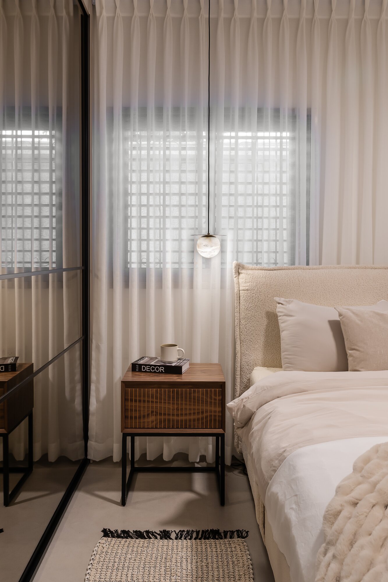 Dormitorio Principal - interior design project example 2 by TwoDesign Israel