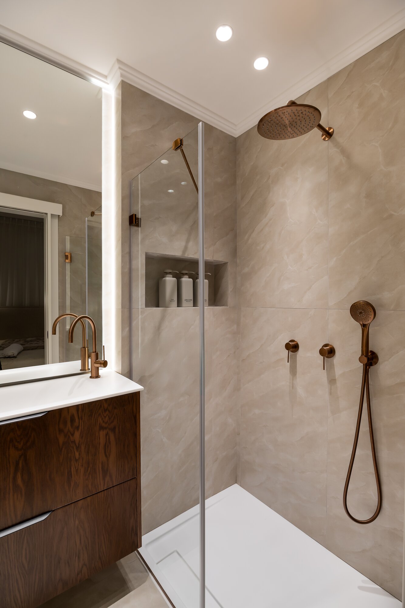 Baño Estilo Spa - interior design project example 2 by TwoDesign Israel